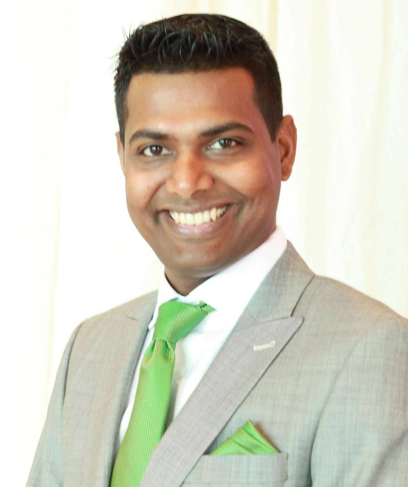 Portrait of Rakka Rakkappan, Co-Founder of Maple Health